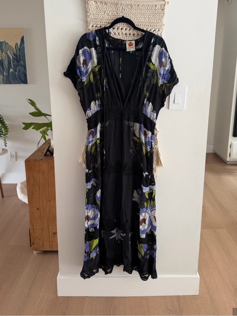 FARM Rio Soft Garden Floral Lace Maxi Slip Dress - Picture 4 of 13